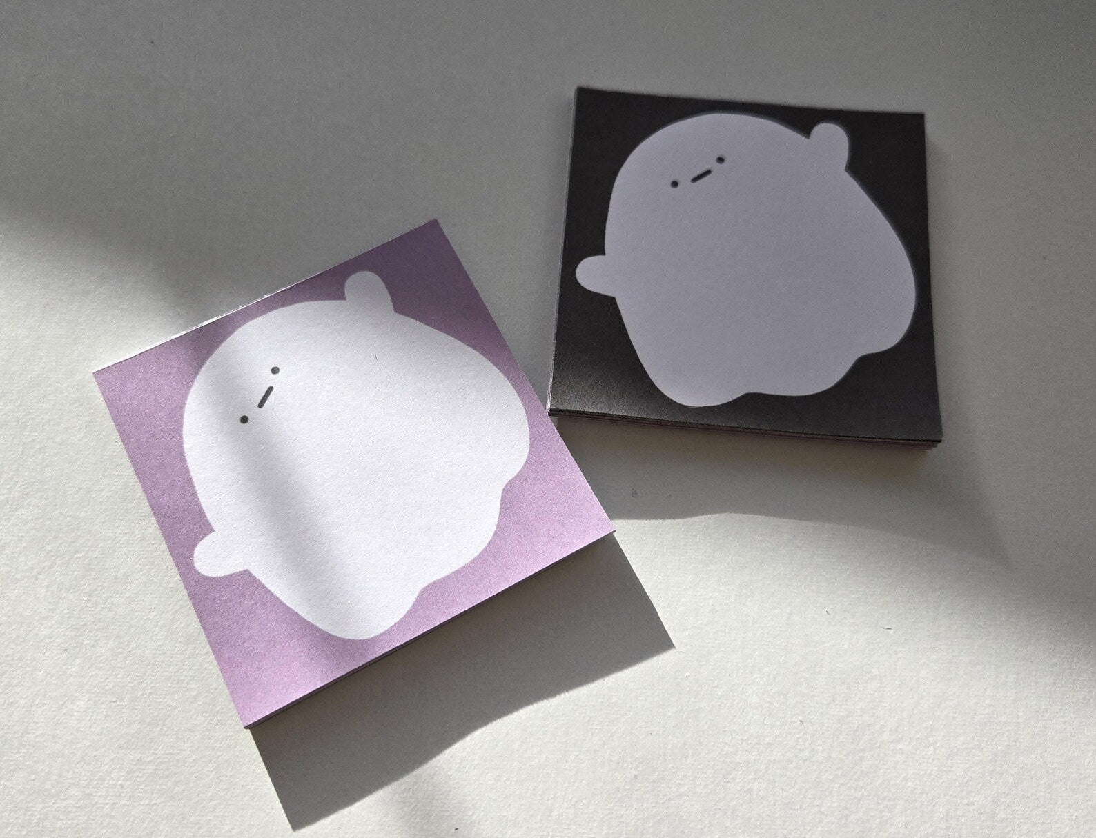 Illusfia - Little Ghost Notepad