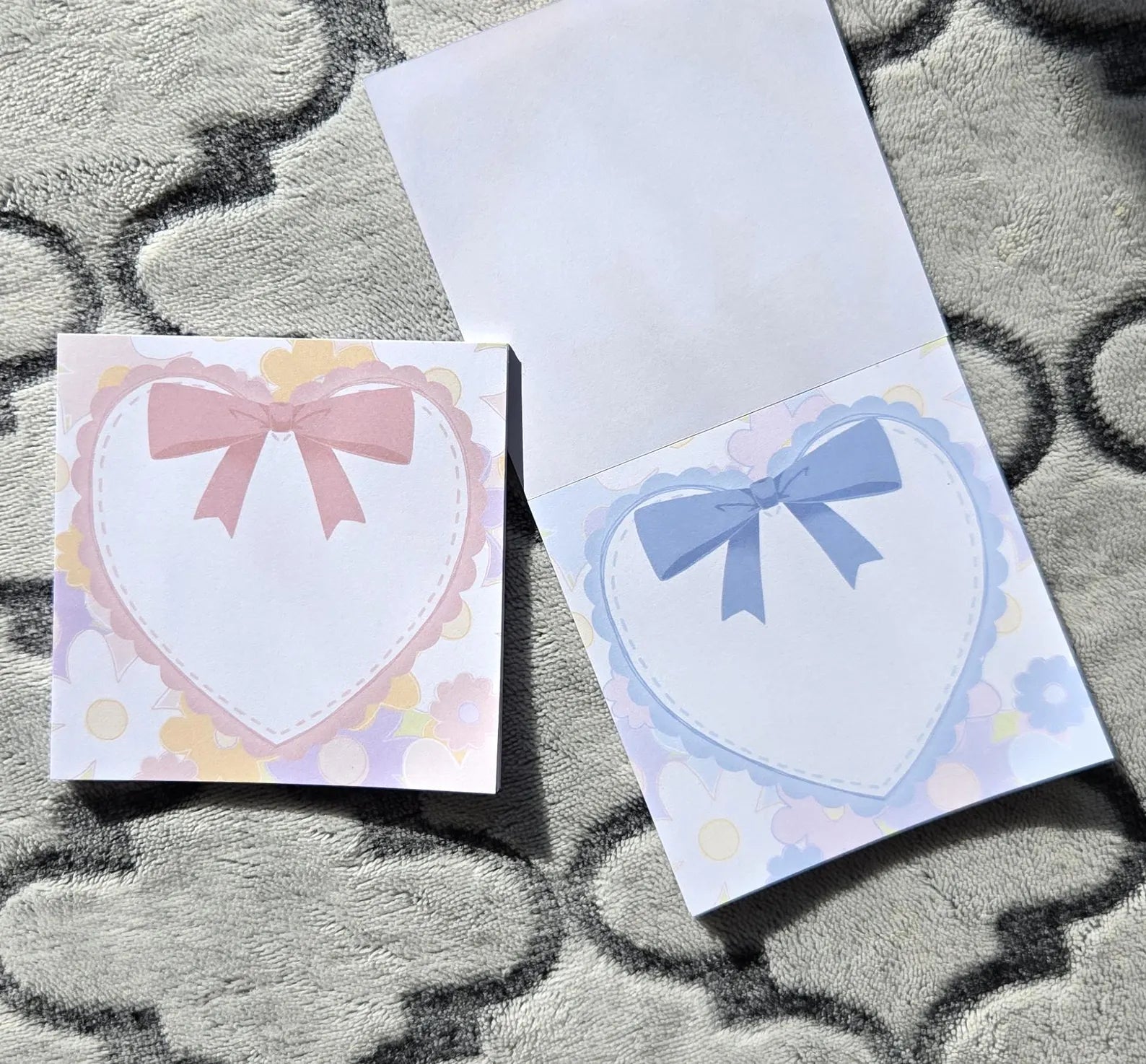 Illusfia - Ribbon Heart Notepad