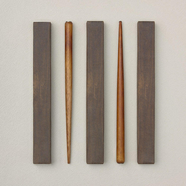 Wearingeul - Wooden pen stand Basic